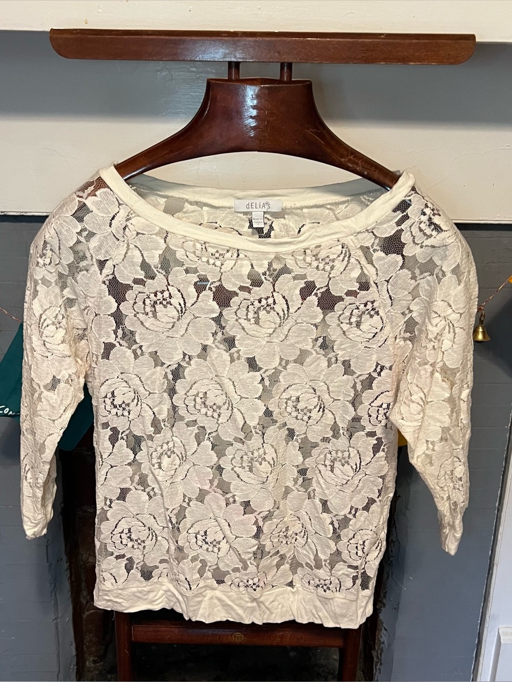 dELiA*s Floral Lace top